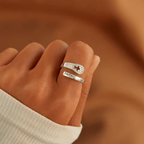 Anel-Feminino-Cruz-e-Faith-Fe-Compromisso-com-Deus-3